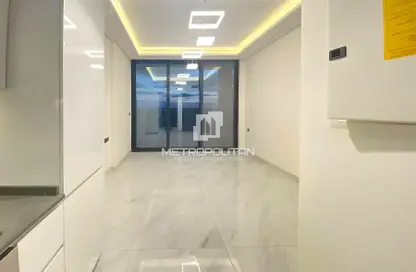 Apartment - Studio - 1 Bathroom for sale in Samana Golf Avenue - Dubai Studio City - Dubai
