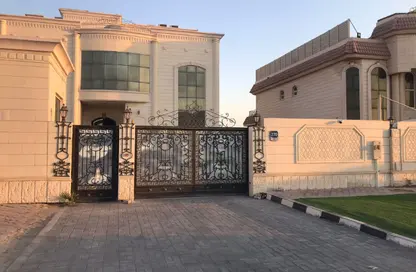 Villa - 6 Bedrooms - 7+ Bathrooms for rent in Mohamed Bin Zayed City Villas - Mohamed Bin Zayed City - Abu Dhabi