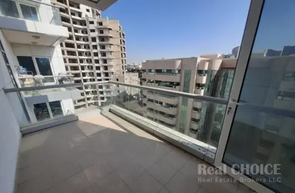 شقة - 2 غرف نوم - 3 حمامات للايجار في برج بن هندي - منخول - بر دبي - دبي