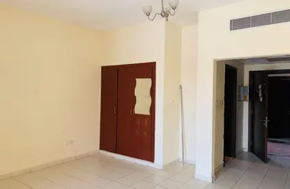 Apartment - Studio - 1 Bathroom for rent in L13 - Greece Cluster - International City - Dubai