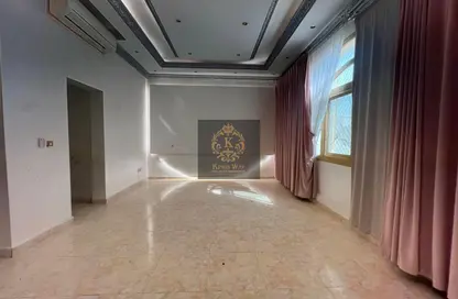 فيلا - غرفة نوم - 1 حمام للايجار في بني ياس - أبوظبي