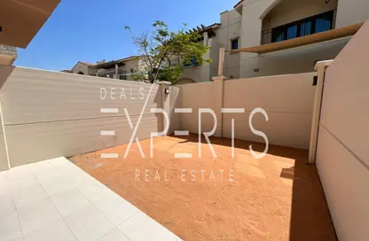 Townhouse - 3 Bedrooms - 4 Bathrooms for sale in Aldhay at Bloom Gardens - Bloom Gardens - Al Salam Street - Abu Dhabi