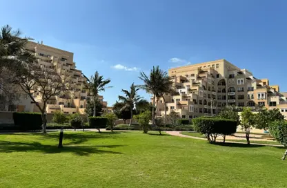 شقة - غرفة نوم - 2 حمامات للبيع في ياقوت - باب البحر - جزيرة المرجان - رأس الخيمة