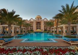 Townhouse - 3 bedrooms - 5 bathrooms for rent in Sarai Apartments - Palm Jumeirah - Dubai