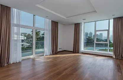 Apartment - 1 Bedroom - 2 Bathrooms for sale in Oceana Southern - Oceana - Palm Jumeirah - Dubai