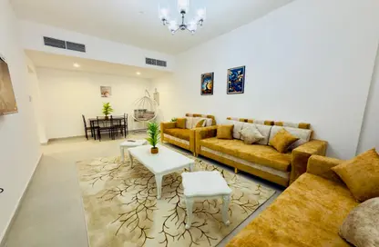 Apartment - 1 Bedroom - 2 Bathrooms for rent in Ajman Corniche Road - Ajman