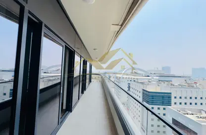 Apartment - 2 Bedrooms - 3 Bathrooms for rent in The Waves Residences - Mankhool - Bur Dubai - Dubai