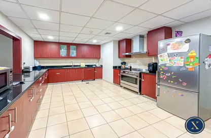 Apartment - 4 Bedrooms - 5 Bathrooms for sale in Rimal 1 - Rimal - Jumeirah Beach Residence - Dubai
