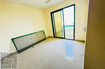 شقة - غرفة نوم - 2 حمامات للايجار في 2 المويهات - المويهات - عجمان شقة - غرفة نوم - 2 حمامات للايجار في 2 المويهات - المويهات - عجمان