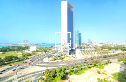 شقة - 2 غرف نوم - 3 حمامات للايجار في أبراج الاتحاد - شارع الكورنيش - أبوظبي