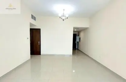 شقة - غرفة نوم - 2 حمامات للايجار في بناية بلو 3 - النهدة 2 - النهدة - دبي - دبي