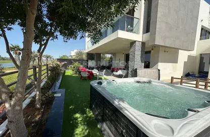 Villa - 4 Bedrooms - 5 Bathrooms for rent in Redwoods - Yas Acres - Yas Island - Abu Dhabi