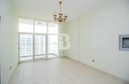 Empty Room image for: Apartment - 1 Bedroom - 2 Bathrooms for sale in Glitz 3 - Glitz - Dubai Studio City - Dubai, Image 1