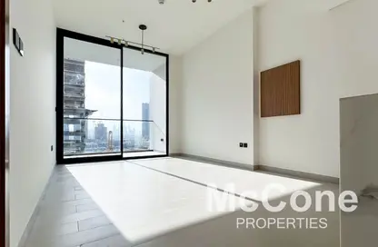 Apartment - 1 Bedroom - 2 Bathrooms for rent in Binghatti Amber - Jumeirah Village Circle - Dubai