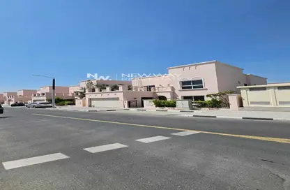 Villa - 4 Bedrooms - 5 Bathrooms for rent in Nad Al Sheba 3 - Nad Al Sheba - Dubai