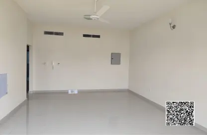 شقة - غرفة نوم - 2 حمامات للايجار في 2 المويهات - المويهات - عجمان