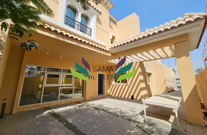 مجمع سكني - 5 غرف نوم - 4 حمامات للايجار في فلل الجميرا 1 - جميرا 1 - الجميرا - دبي