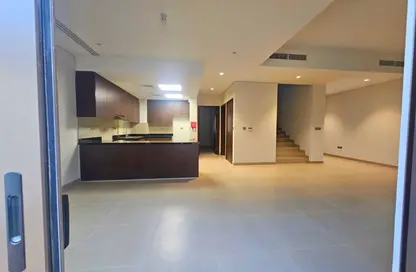 Townhouse - 2 Bedrooms - 3 Bathrooms for sale in Bloom Living - Zayed City (Khalifa City C) - Khalifa City - Abu Dhabi