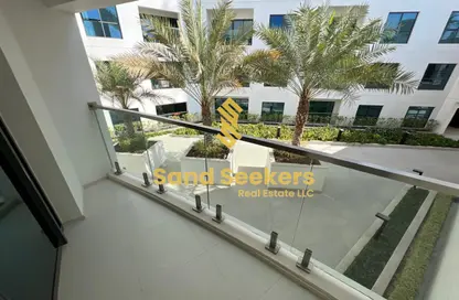 Apartment - 3 Bedrooms - 4 Bathrooms for rent in Building C - Al Zeina - Al Raha Beach - Abu Dhabi