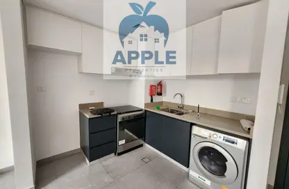 Apartment - 1 Bedroom - 2 Bathrooms for rent in East Village - Aljada - Sharjah