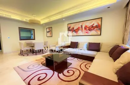 Living / Dining Room image for: Apartment - 1 Bedroom - 2 Bathrooms for rent in Mughal - Grandeur Residences - Palm Jumeirah - Dubai, Image 1
