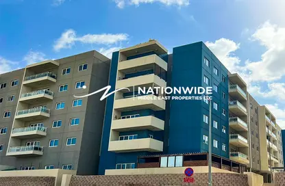 Apartment - 1 Bedroom - 2 Bathrooms for rent in Tower 4 - Al Reef Downtown - Al Reef - Abu Dhabi