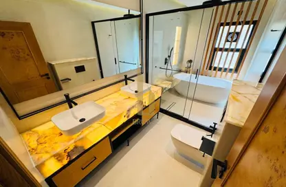 Villa - 5 Bedrooms - 5 Bathrooms for rent in Jumeirah 3 Villas - Jumeirah 3 - Jumeirah - Dubai Villa - 5 Bedrooms - 5 Bathrooms for rent in Jumeirah 3 Villas - Jumeirah 3 - Jumeirah - Dubai