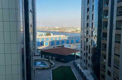 شقة - غرفة نوم - 2 حمامات للبيع في أورينت تاور 1 - أورينت تاور - البستان - عجمان