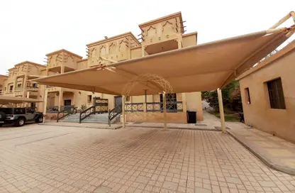 Villa - 5 Bedrooms - 6 Bathrooms for rent in Al Bateen - Al Ain