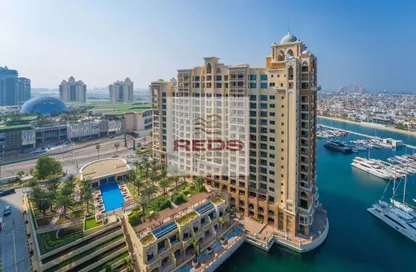 Apartment - 2 Bedrooms - 3 Bathrooms for sale in Emerald - Tiara Residences - Palm Jumeirah - Dubai