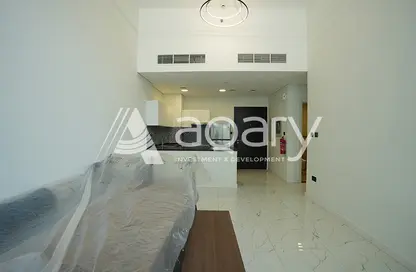 Apartment - 2 Bedrooms - 2 Bathrooms for rent in The Gate - Masdar City - Abu Dhabi