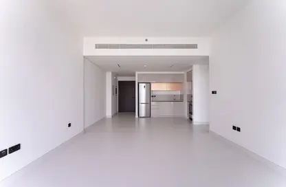 Apartment - 1 Bedroom - 2 Bathrooms for sale in Marina Vista - EMAAR Beachfront - Dubai Harbour - Dubai