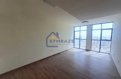 Apartment - 1 Bedroom - 2 Bathrooms for rent in Vertmont Tower - Jumeirah Village Circle - Dubai