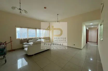 Apartment - 2 Bedrooms - 2 Bathrooms for rent in Dawoud Abdulrehman Al Barsha 1 - Al Barsha 1 - Al Barsha - Dubai