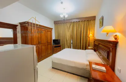 Apartment - Studio - 1 Bathroom for rent in Electra Street - Abu Dhabi