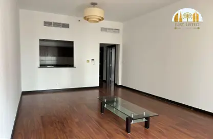 Apartment - 1 Bedroom - 2 Bathrooms for rent in Green Lakes Towers - JLT Cluster S - Jumeirah Lake Towers - Dubai