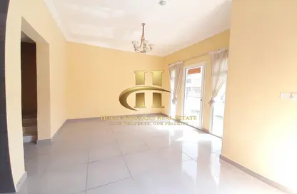 Villa - 4 Bedrooms - 5 Bathrooms for rent in District 15 - Jumeirah Village Circle - Dubai