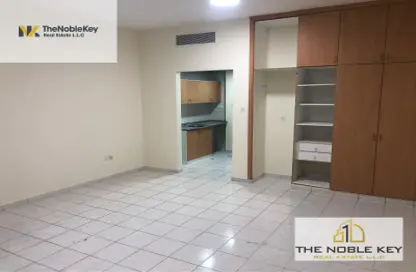 شقة - 1 حمام للايجار في J02 - طراز مغربي - المدينة الدولية - دبي