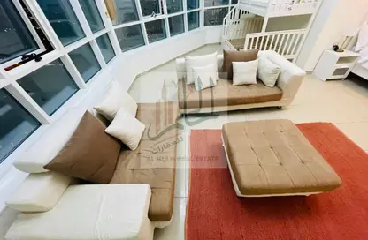 شقة - 3 غرف نوم - 4 حمامات للايجار في النخيل 2 - النخيل - عجمان