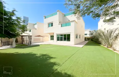 Villa - 4 Bedrooms - 5 Bathrooms for sale in Circle Villas - Jumeirah Village Circle - Dubai Villa - 4 Bedrooms - 5 Bathrooms for sale in Circle Villas - Jumeirah Village Circle - Dubai