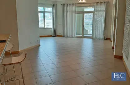 Apartment - 3 Bedrooms - 4 Bathrooms for rent in Al Das - Shoreline Apartments - Palm Jumeirah - Dubai