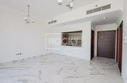 Empty Room image for: Apartment - 1 Bedroom - 2 Bathrooms for rent in ART 18 - Business Bay - Dubai, Image 1
