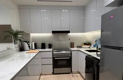 شقة - 2 غرف نوم - 3 حمامات للبيع في بن غاطي كريست - الضاحية 13 - قرية جميرا الدائرية - دبي