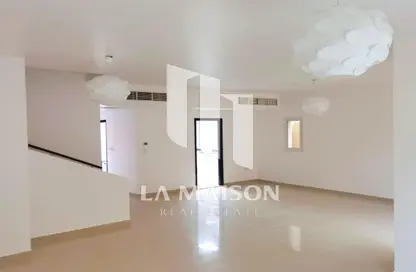Villa - 5 Bedrooms - 6 Bathrooms for sale in Arabian Style - Al Reef Villas - Al Reef - Abu Dhabi