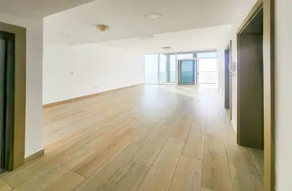 Apartment - 1 Bedroom - 1 Bathroom for rent in Bloom Towers B - Bloom Towers - Jumeirah Village Circle - Dubai