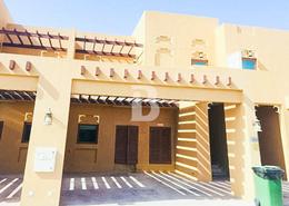 تاون هاوس - 3 غرف نوم - 3 حمامات للبيع في فيلات طراز دبي - القرية الشمالية - الفرجان - دبي