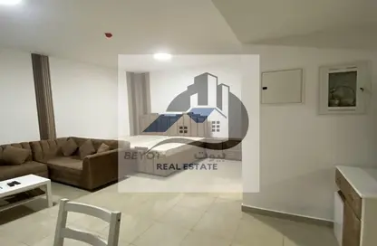 شقة - 1 حمام للايجار في مساكن كورنيش عجمان - طريق كورنيش عجمان - عجمان