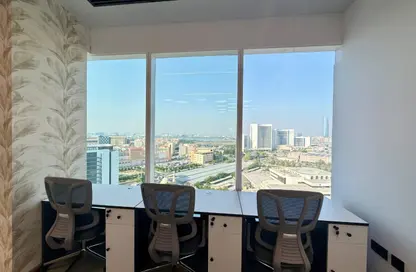 Office Space - Studio - 4 Bathrooms for rent in Dubai Healthcare City - Bur Dubai - Dubai