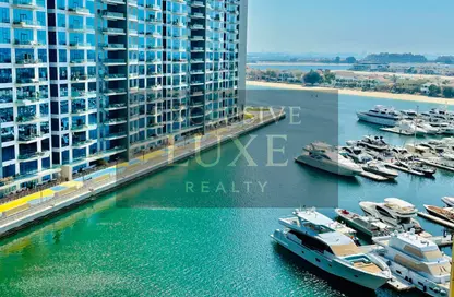 Apartment - 3 Bedrooms - 5 Bathrooms for rent in Marina Residences 1 - Marina Residences - Palm Jumeirah - Dubai