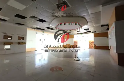 Shop - Studio for rent in Al Nahda 1 - Al Nahda - Dubai